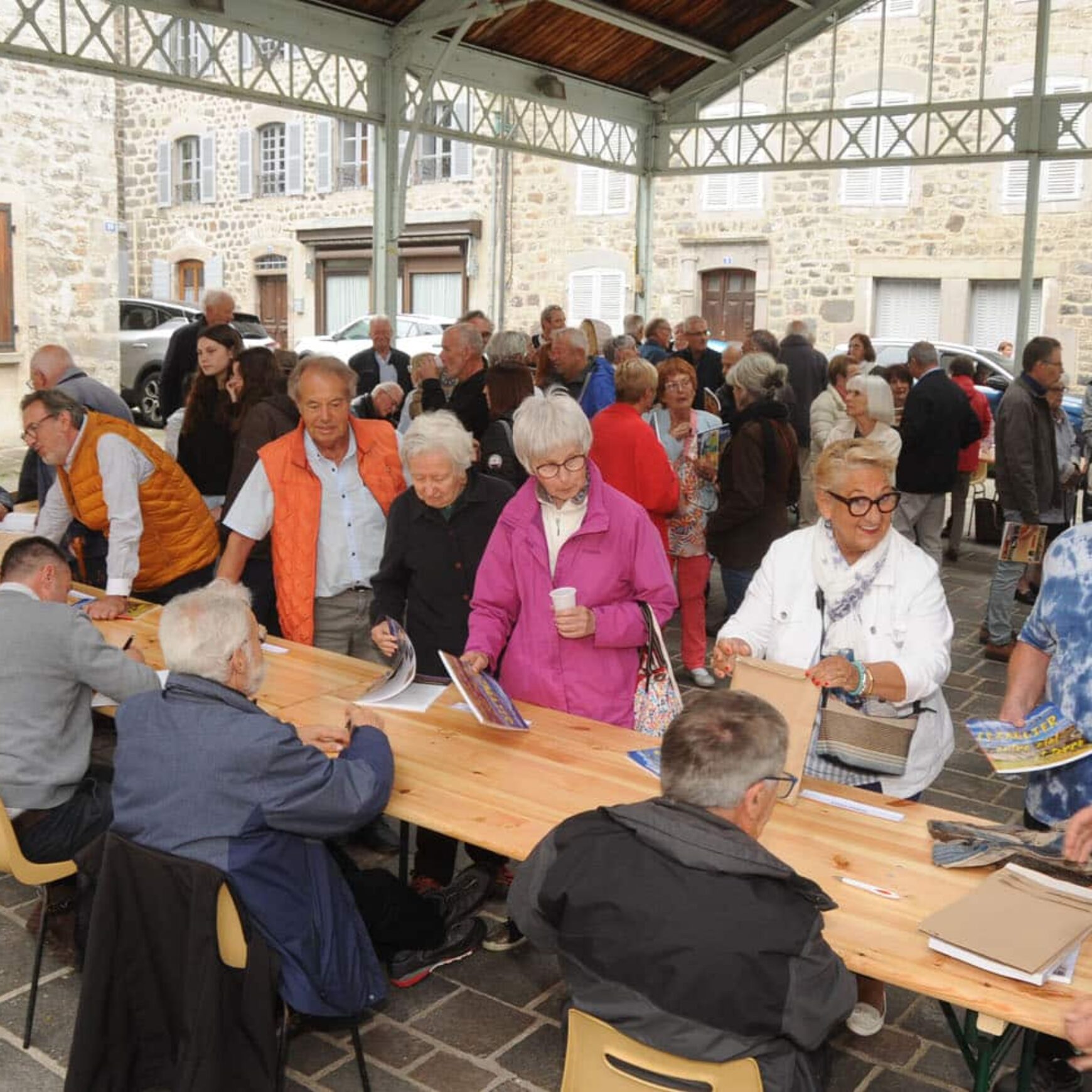 Belle journée des Amis du Vieil Allanche – 6 juillet 2024